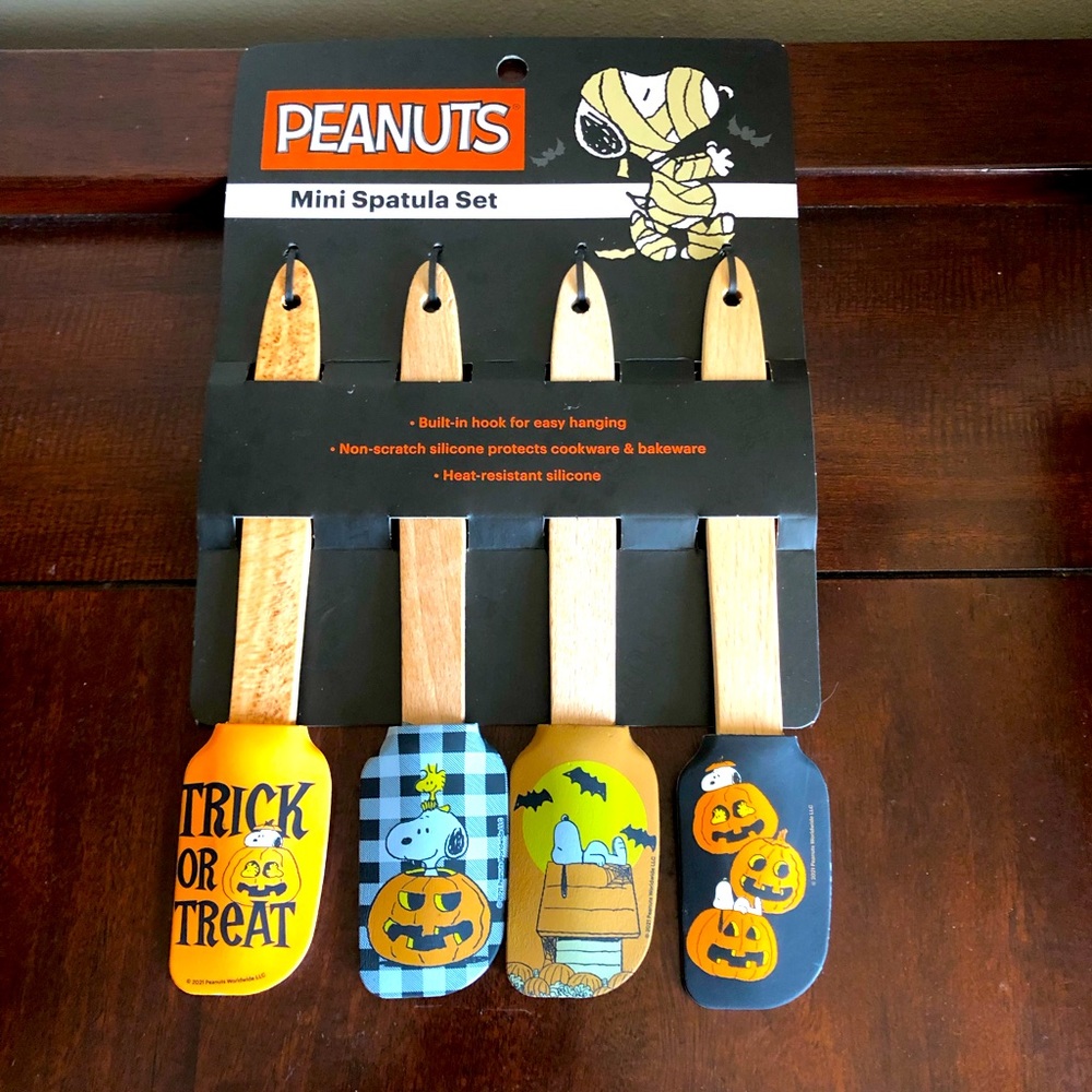 Peanuts Halloween Mini Spatula Set